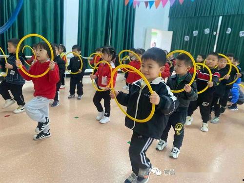幼儿园最新器械操视频,活力四溢，童趣盎然