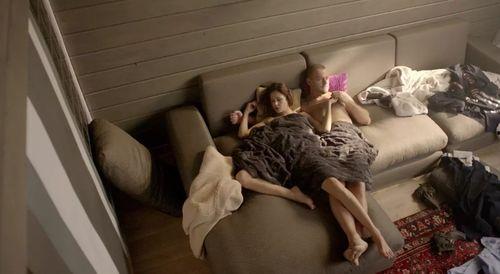 老公射在保姆丝袜