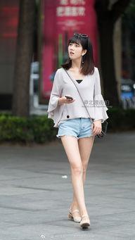 武汉丝袜街拍图片,时尚与活力的街头风景线